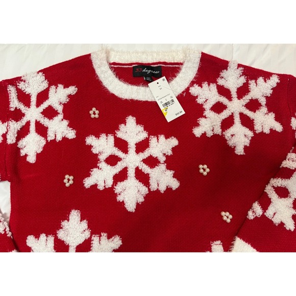 NWT Women's 33 Degrees Red Knit Christmas Sweater White Snowflakes Size XS - Picture 3 of 3